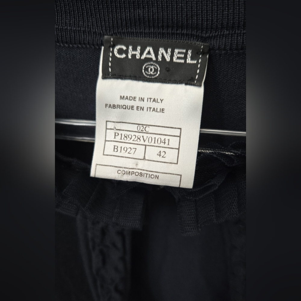 CHANEL Navy Knit Cardigan - Picture 5 of 6